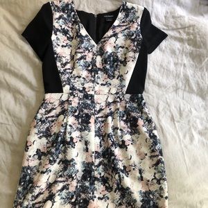 Club Monaco size 6 dress